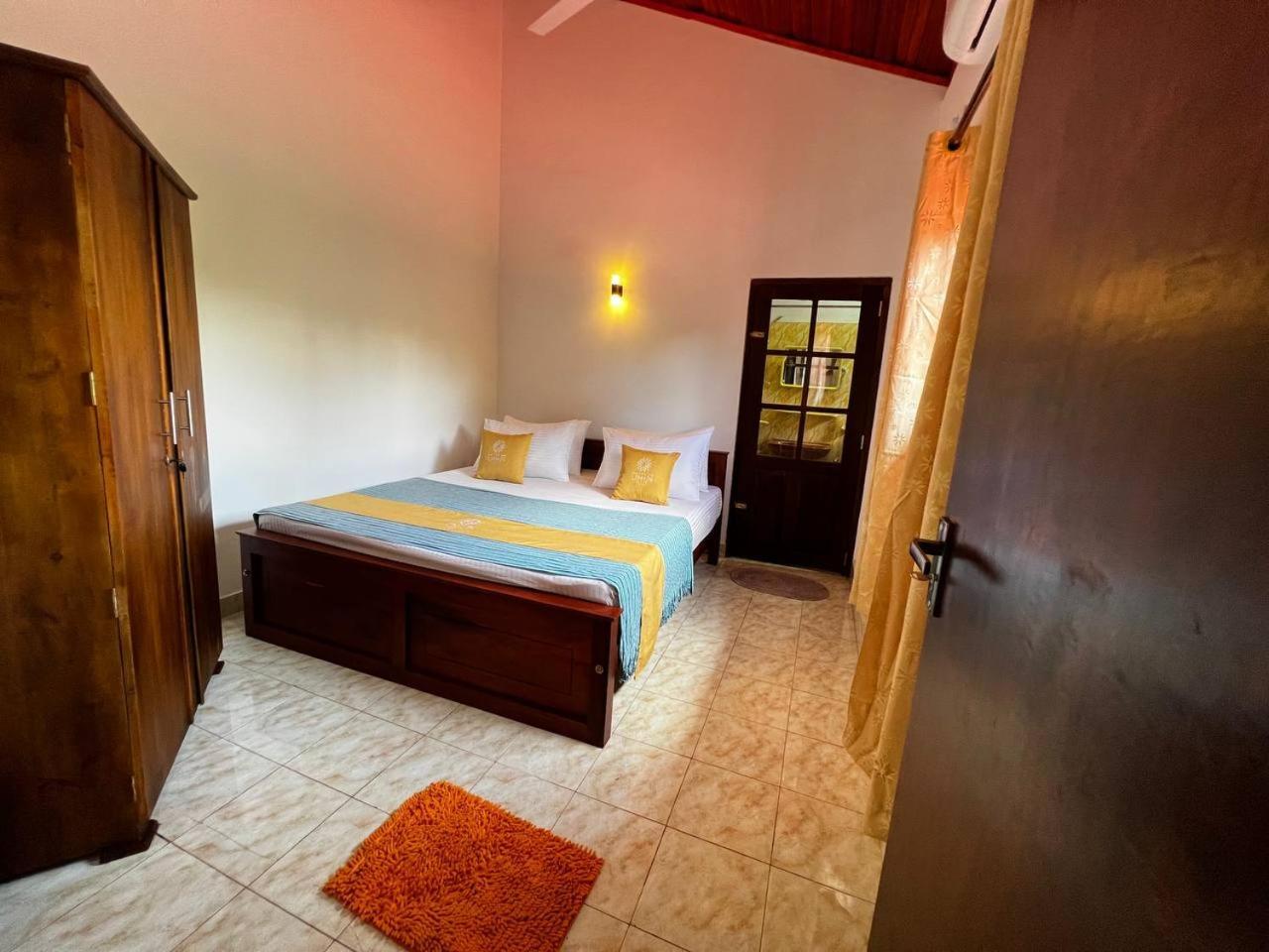 Urban Galle Villa Bagian luar foto