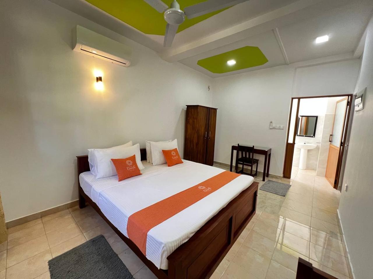 Urban Galle Villa Bagian luar foto