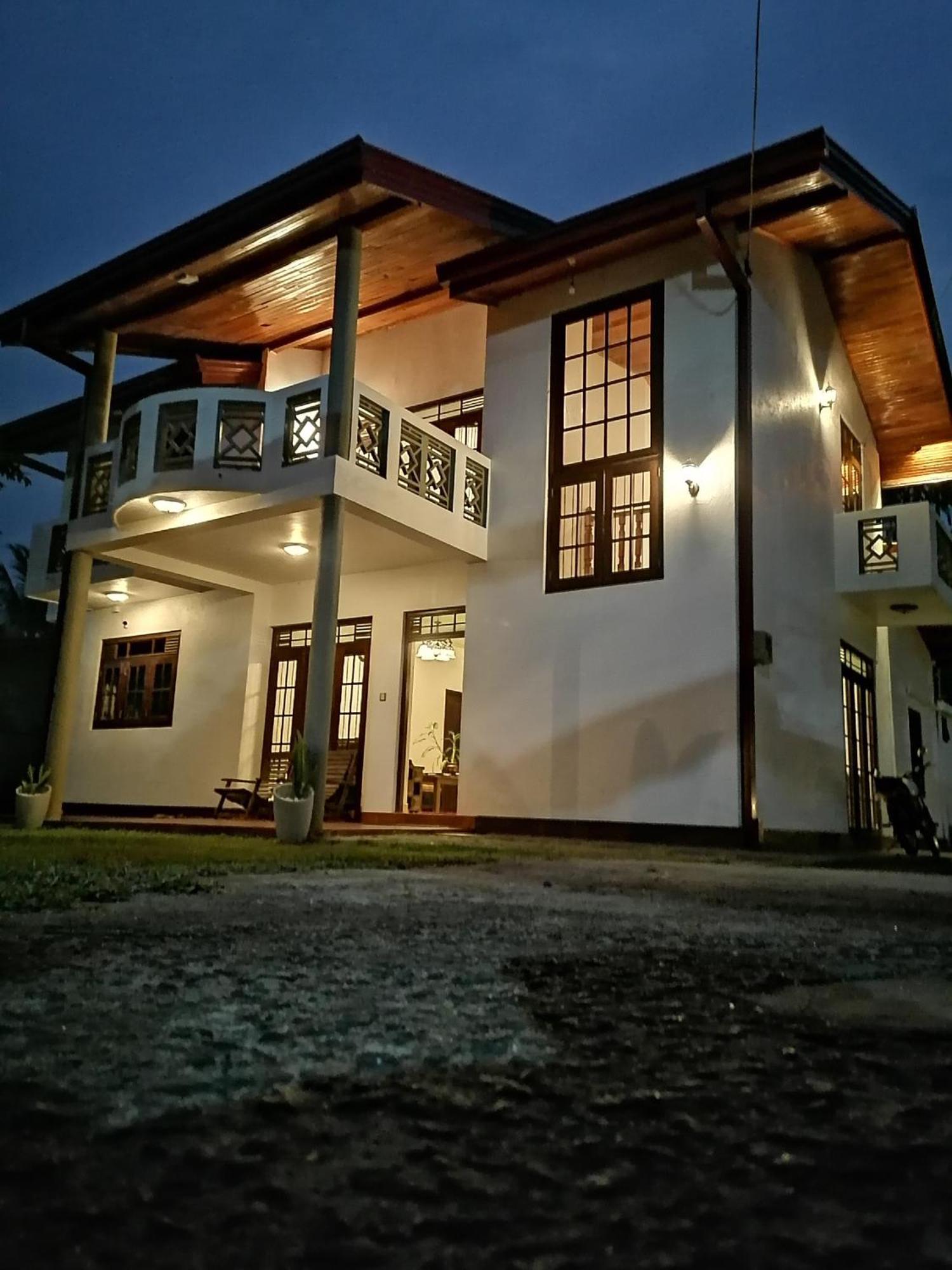 Urban Galle Villa Bagian luar foto