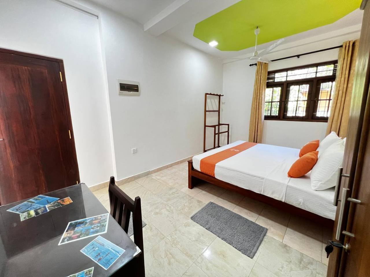 Urban Galle Villa Bagian luar foto